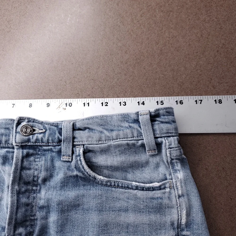 Vince Cutoff Denim Shorts Women 27 Lt Blue Summer Beach Casual Distressed Boho